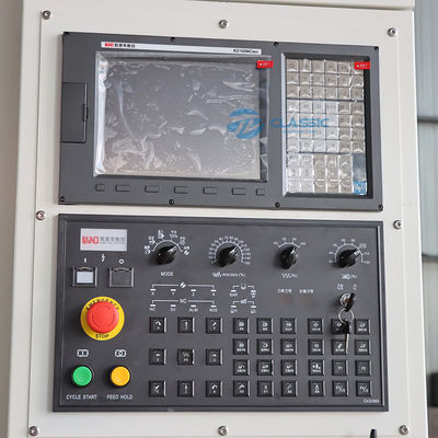 Металла cnc подвергая механической обработке центра VMC640 бренда Тайваня филировальная машина мини вертикального